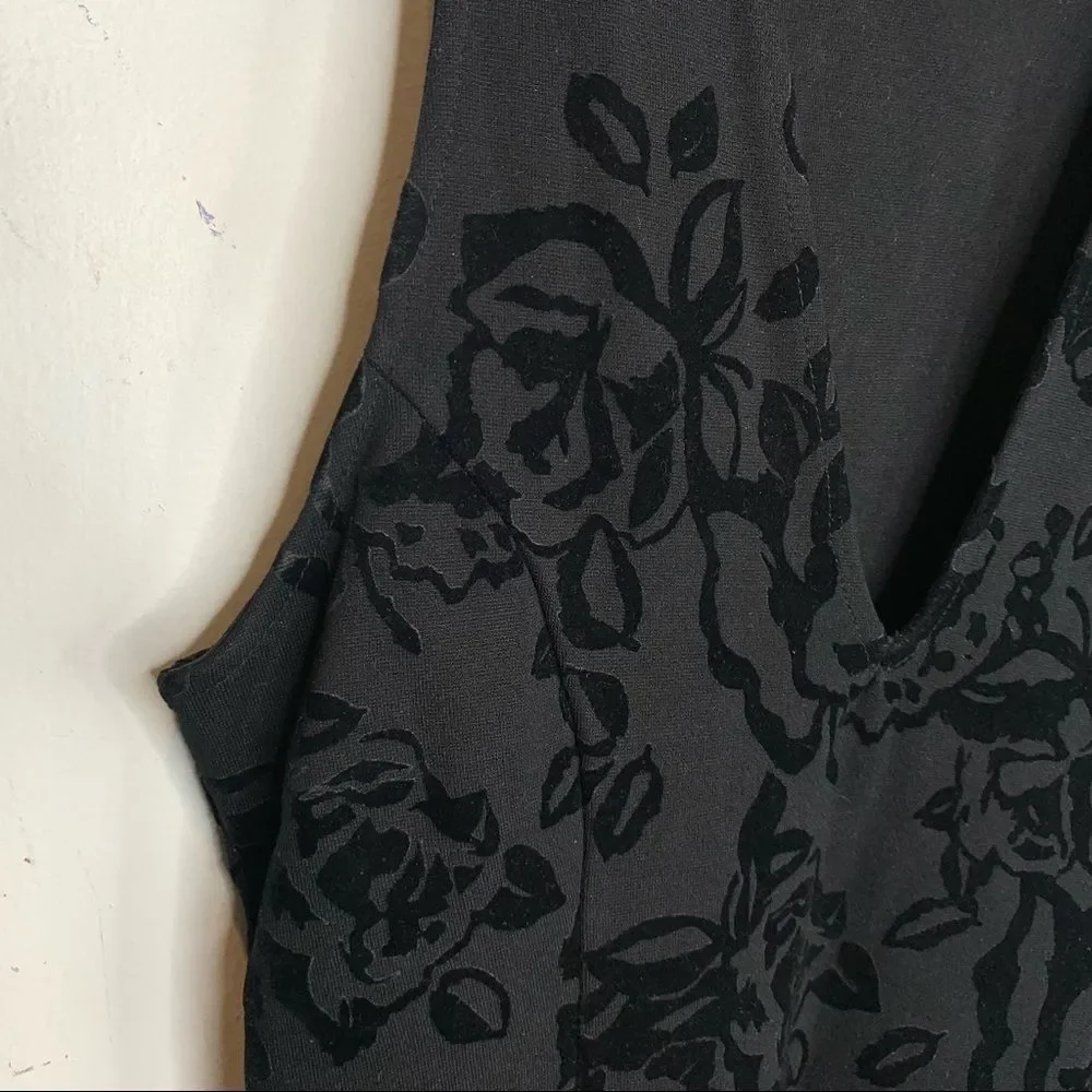 Free people brocade textured bodycon low V neck